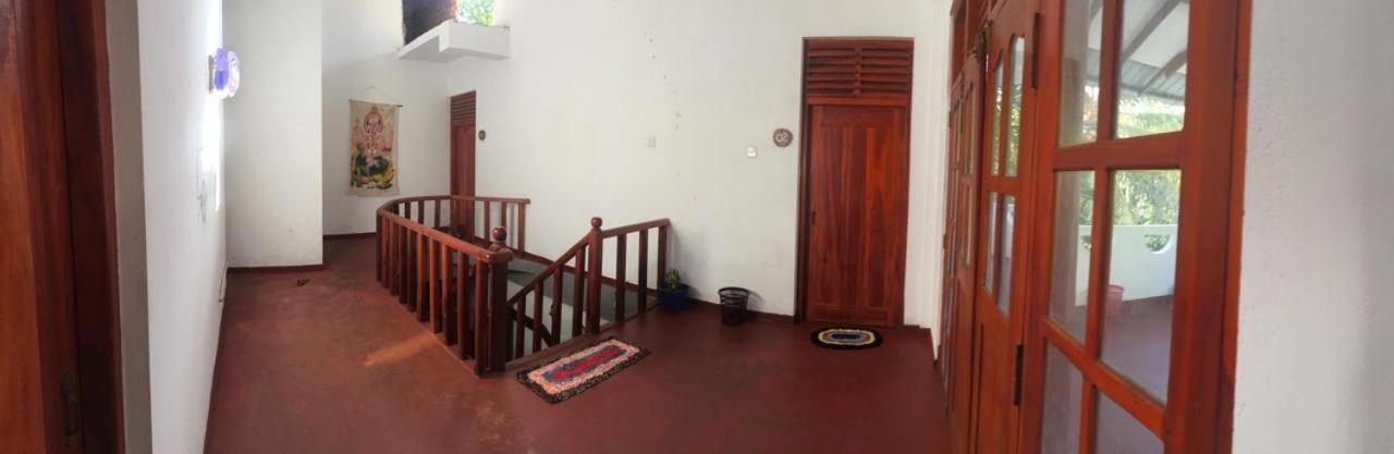 Sunrise Guest House & Restaurant Tangalle Exterior foto