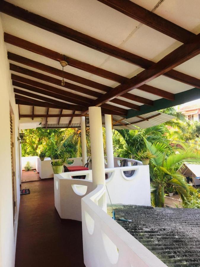 Sunrise Guest House & Restaurant Tangalle Exterior foto