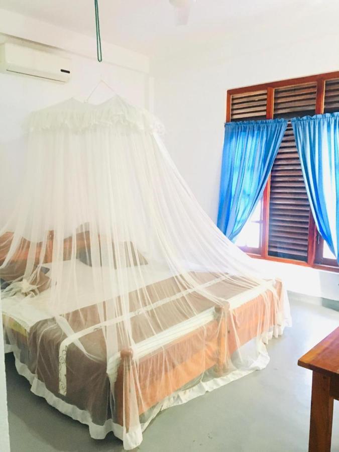 Sunrise Guest House & Restaurant Tangalle Exterior foto